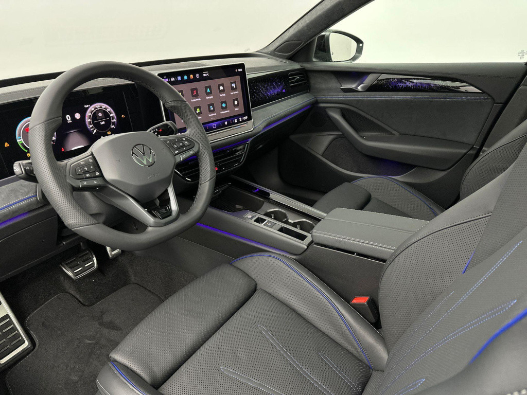 Volkswagen Passat variant r-line-edition 1.5 ehybrid 200 kw / 272 pk varian