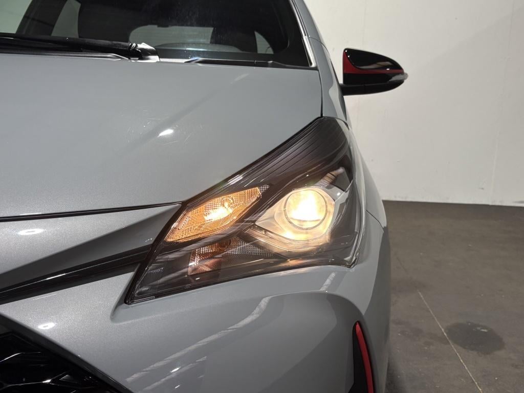 Toyota Yaris 1.5 hyb. gr sport