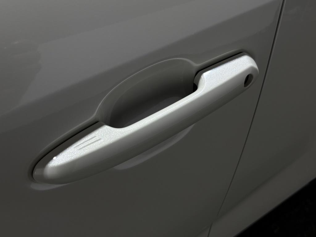 Toyota Rav4 2.5 hybrid awd bi-tone | innovation pack