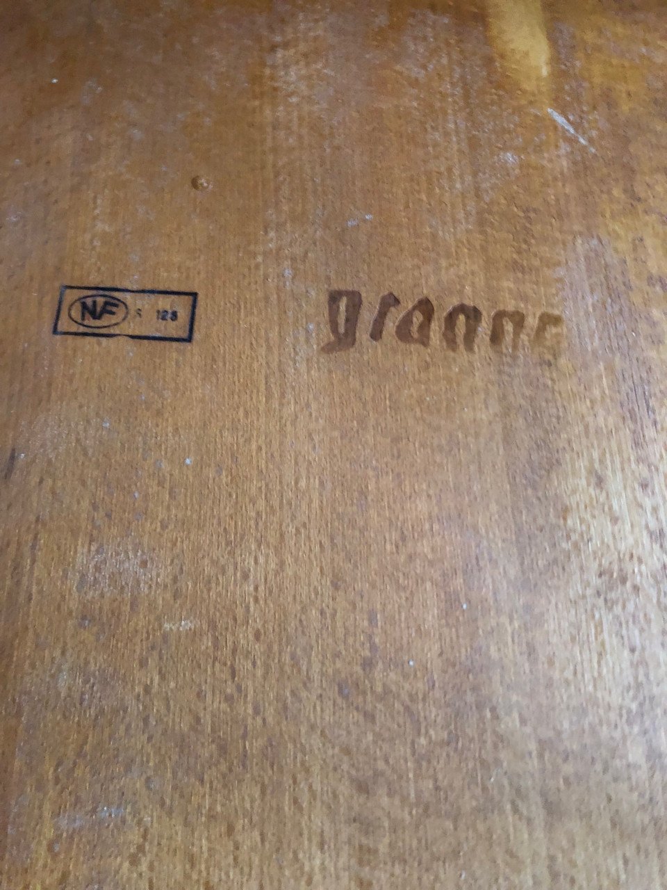 4 eettafel stoelen.