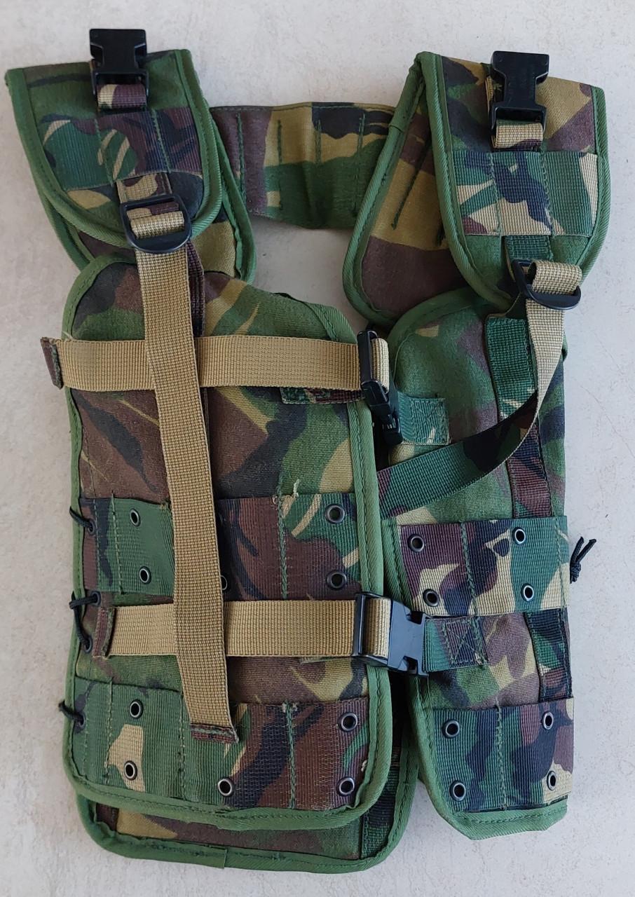 ZGAN – OPS VEST (“bokkentuig”) Woodland, mt M