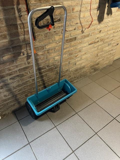 Gaerdena strooiwagen
