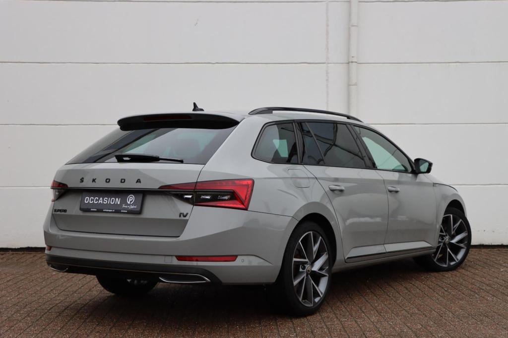 Skoda Superb combi 1.4 tsi iv sportline 218pk dsg6
