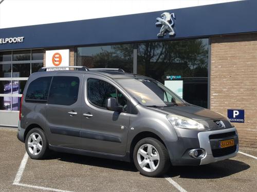 Peugeot Partner 1.6vti-110pk tepee outdoor zenith-dak | trekhaak | panorama