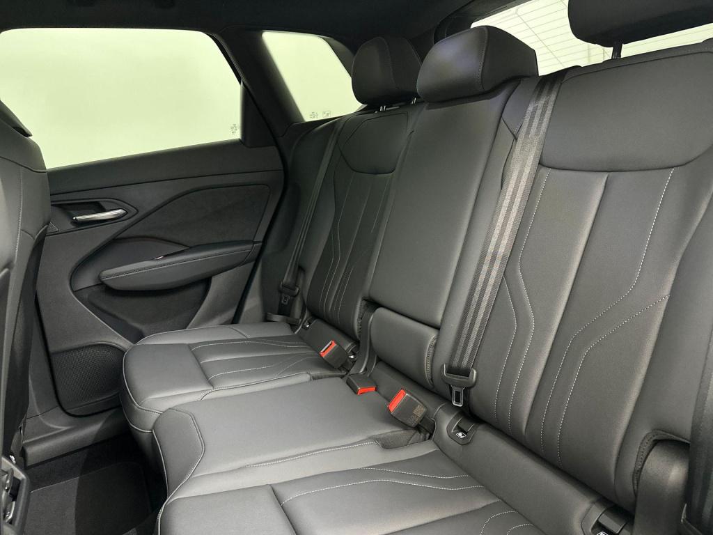 Audi Q3 s edition e-hybrid 200 kw / 272 pk suv 6 versn. s-