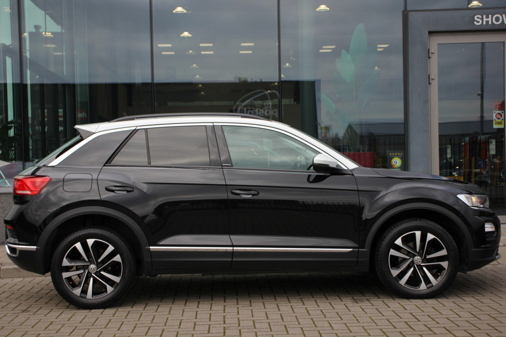 Volkswagen T-roc 1.5 tsi sport | acc | stoelverwarming | carplay |