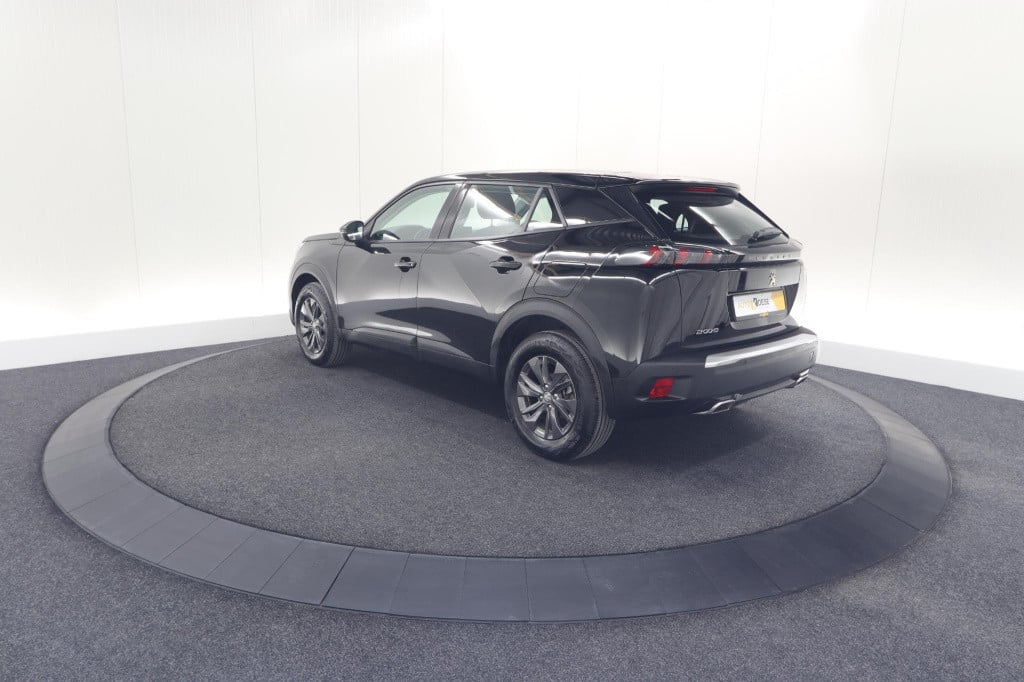 Peugeot 2008 puretech 130 eat8 active | parkeersensoren | navigatie | apple