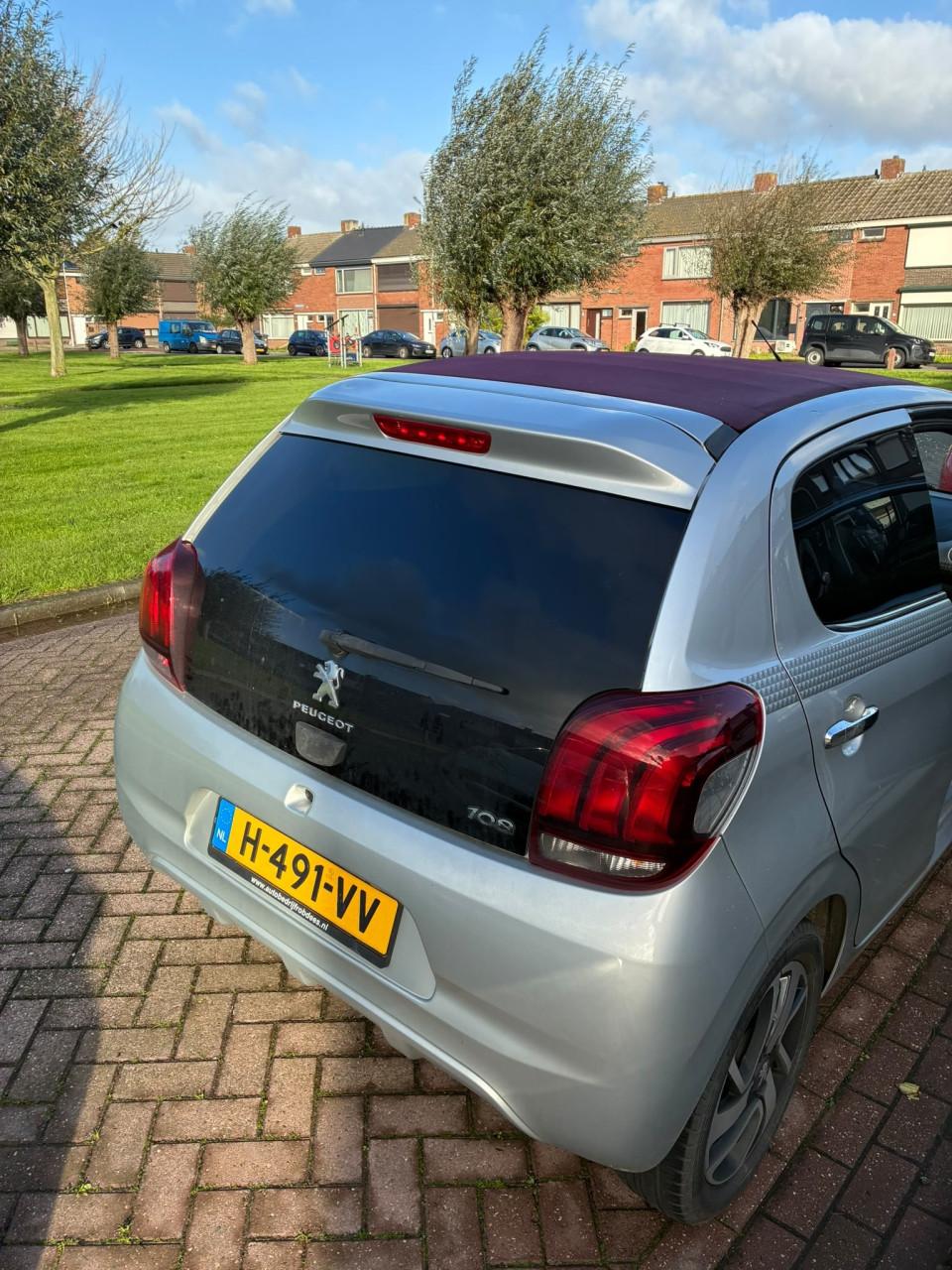 Peugot 108 Cabrio perfecte staat met slechts 51.499 km