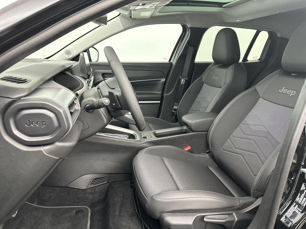 Jeep Avenger 1.2 e-hybrid summit