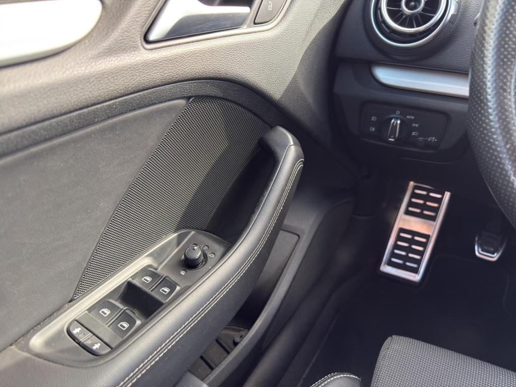 Audi A3 sportback 1.4 tfsi ambition pro line s | climate | navigatie | spor