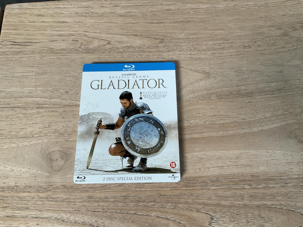 59 dvd/blu-ray films.