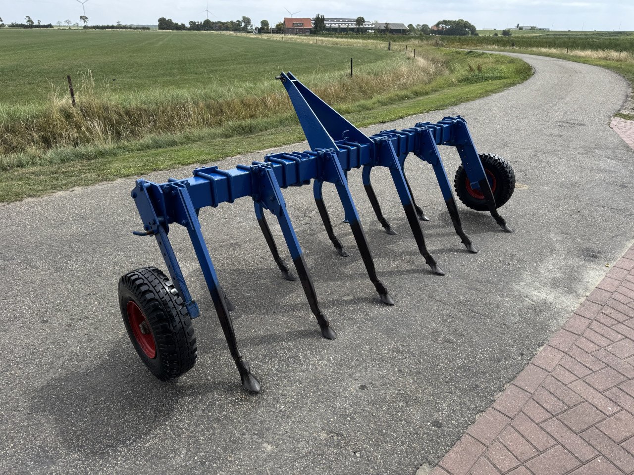Rumptstad front cultivator