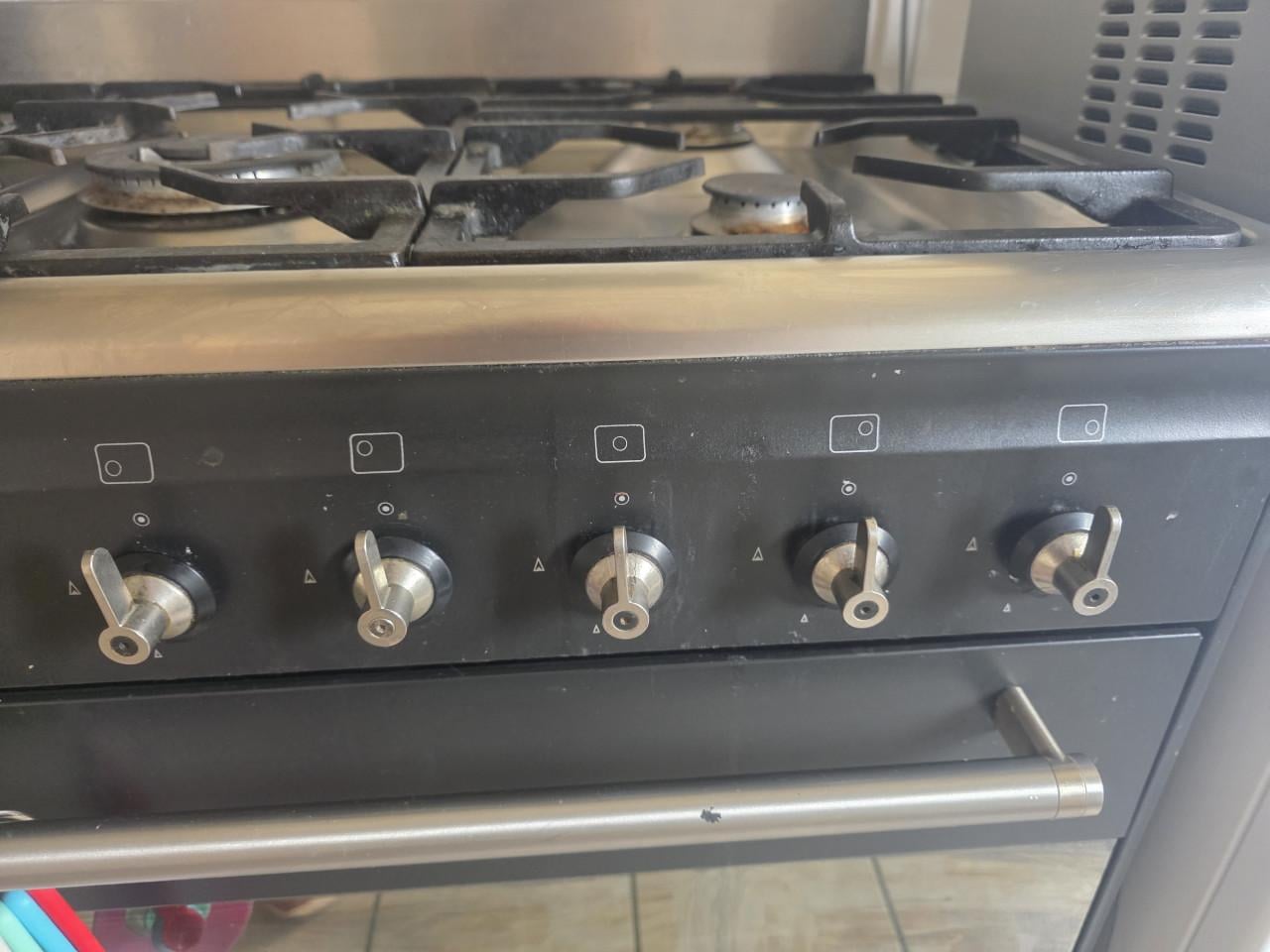 Smeg SNL90MFX7 5 pits gasfornuis met oven