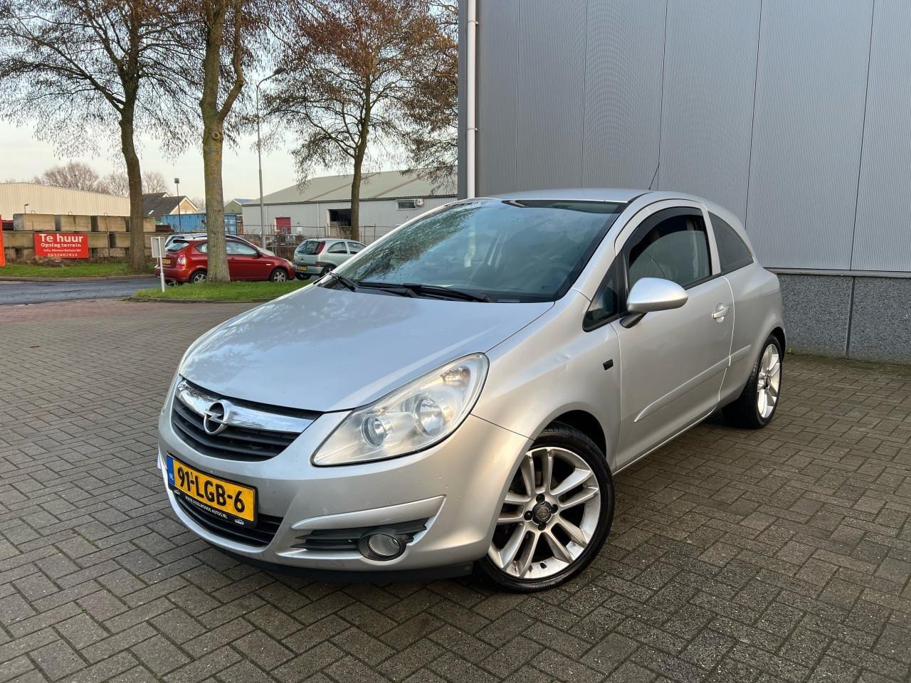 Opel Corsa 1.4-16V Enjoy 154.938KM Jaar Apk