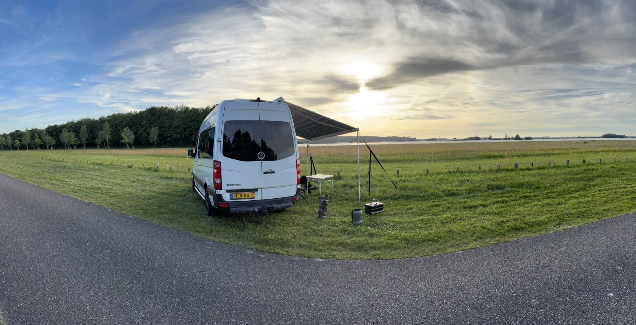 Oakie Doakie – Warme, sfeervolle camper voor 3 personen – off-grid mogelijk
