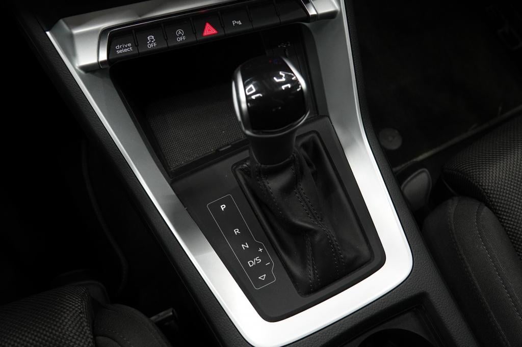 Audi Q3 sportback 1.5 tfsi | acc | driveselect | pdc |