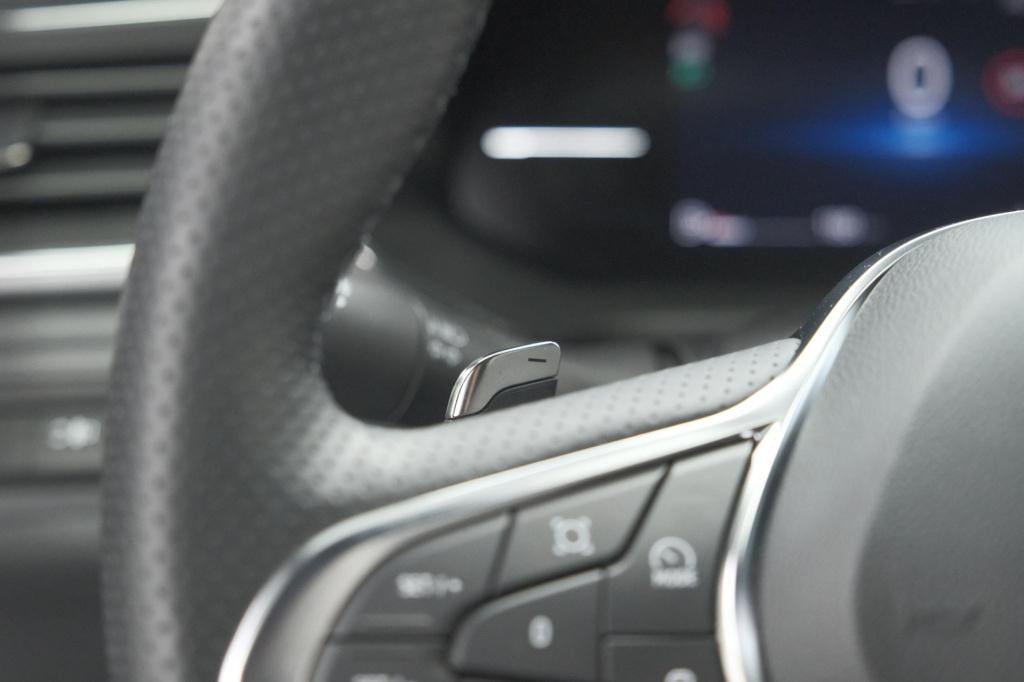 Renault Captur mild hybrid 160 edc techno | pack winter | camera | adaptiev