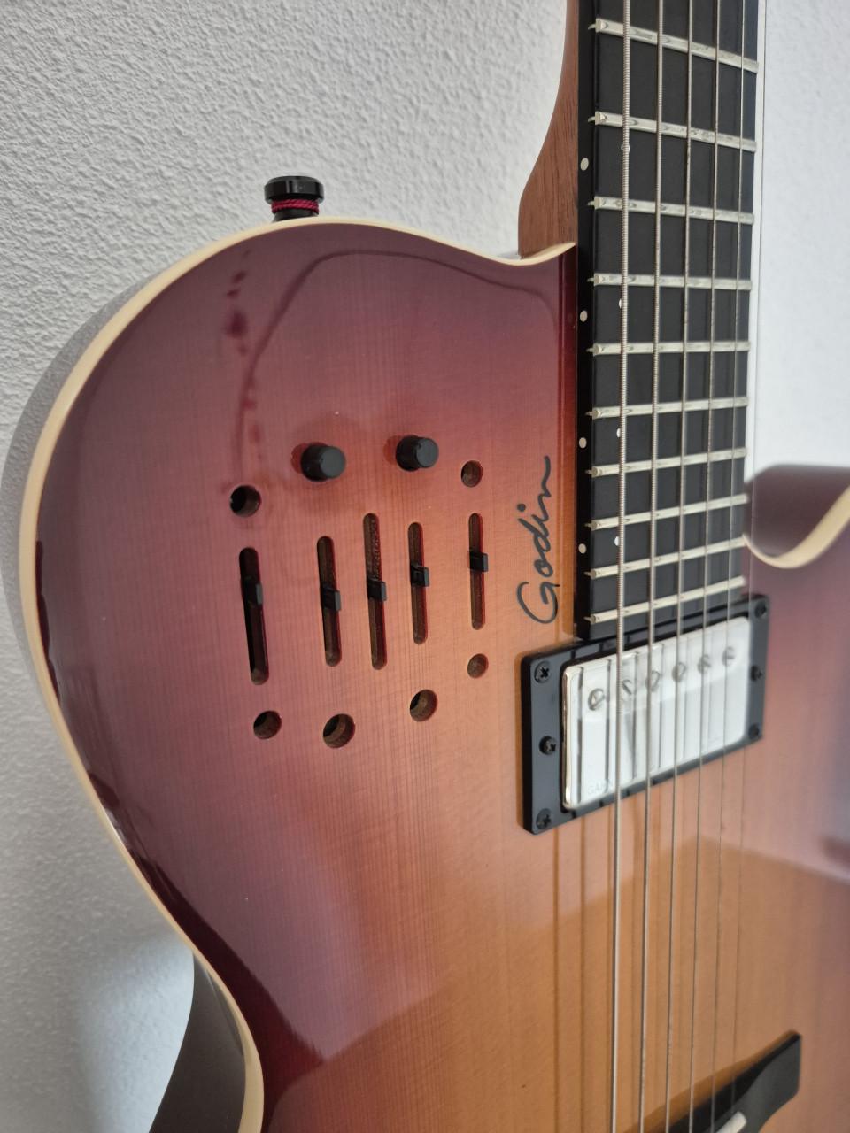 Godin A6 Ultra Cognac Burst