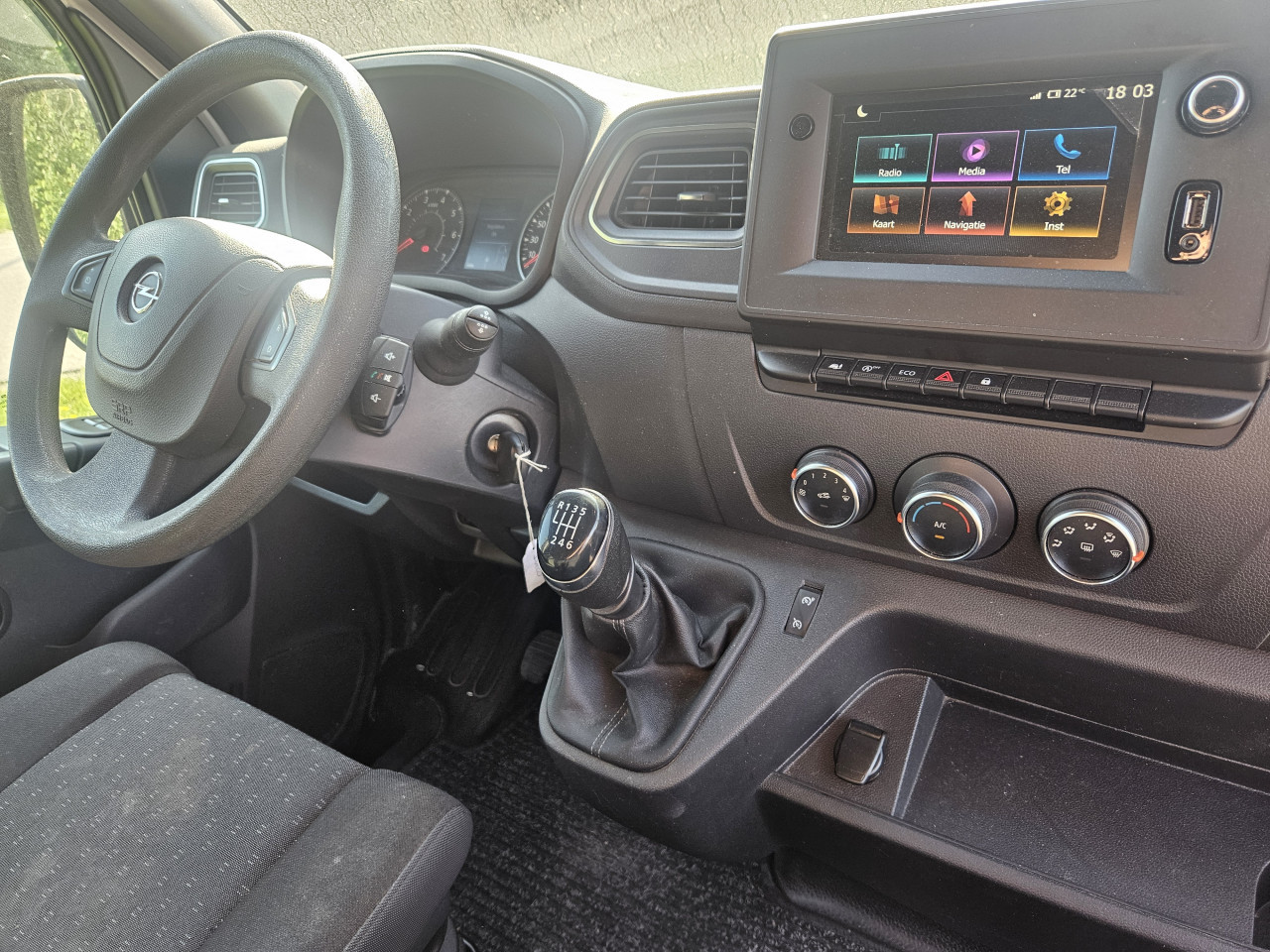 Opel Movano bestelbus wit