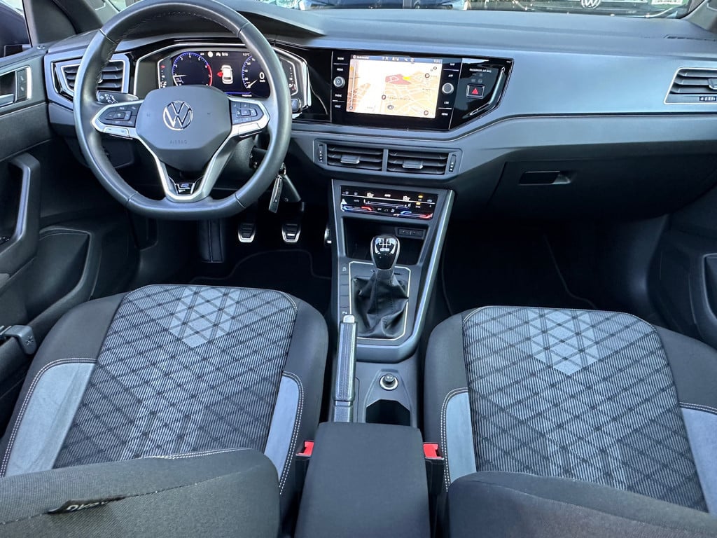 Vw Polo1.0 TSI R-Line pano|IQ-led Fabrieksgarantie tot en met juli 2026