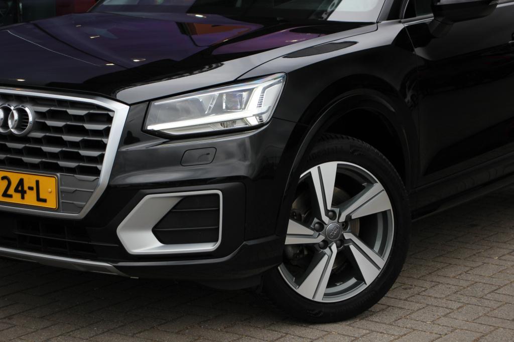 Audi Q2 1.4 tfsi | limited | s-tronic | led | navi