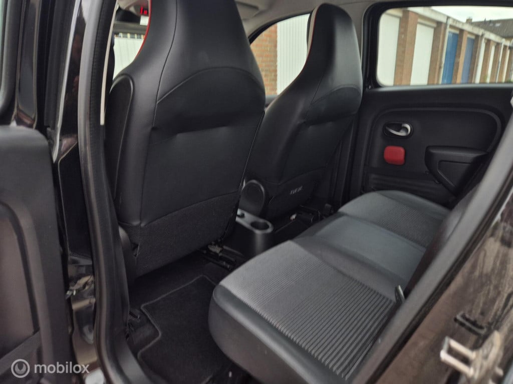 Renault Twingo 0.9 tce dynamique / cruisecontrol / parkeersensoren / airco