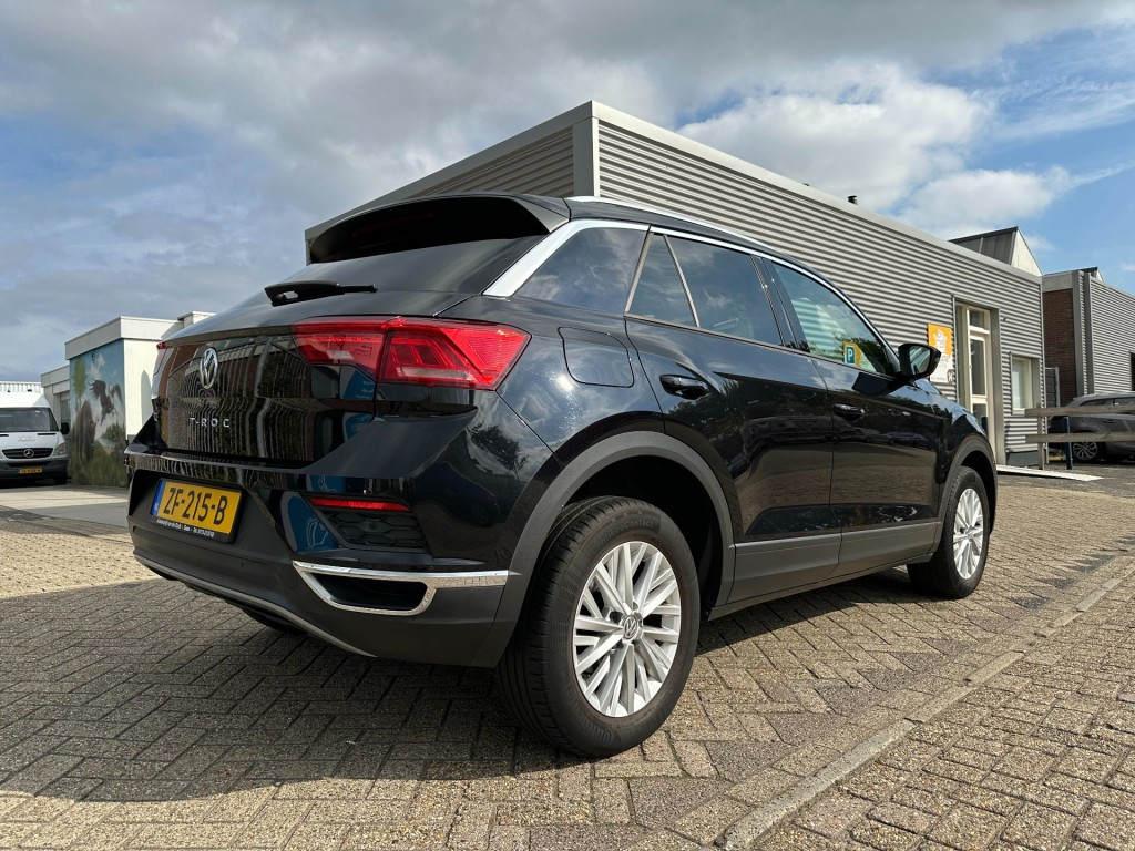 Volkswagen T-roc 1.0 tsi style 1e eigenaar carplay dab+ pdc v+a