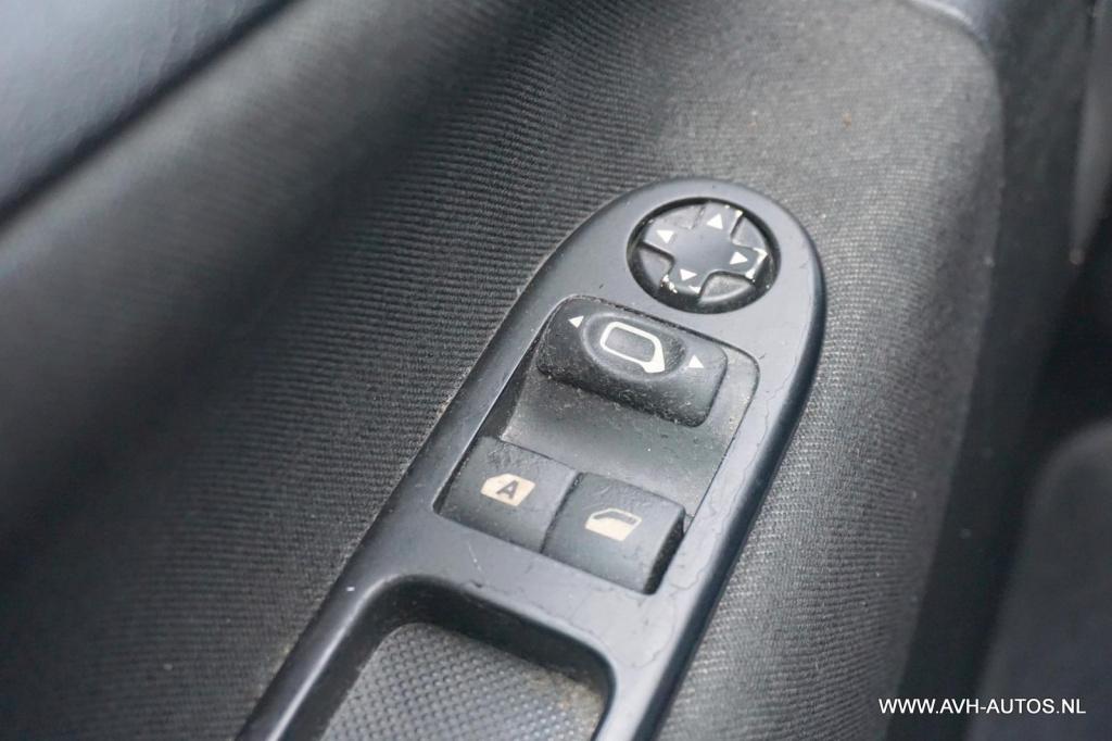 Peugeot 207 1.4 vti access