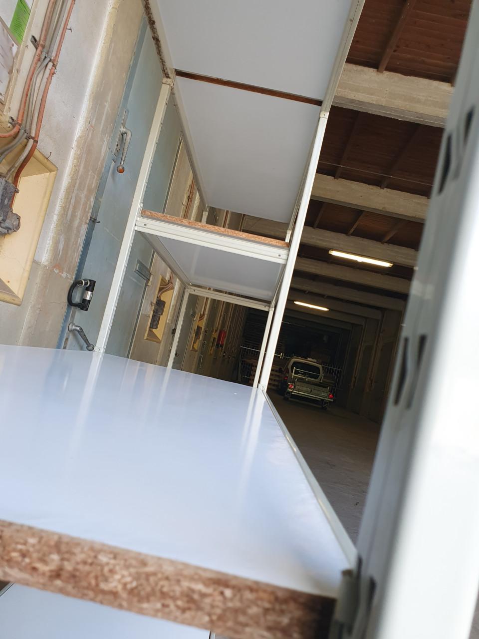 Opbergrek/kast, magazijn of legbordstelling 310cm voor schuur&garage.