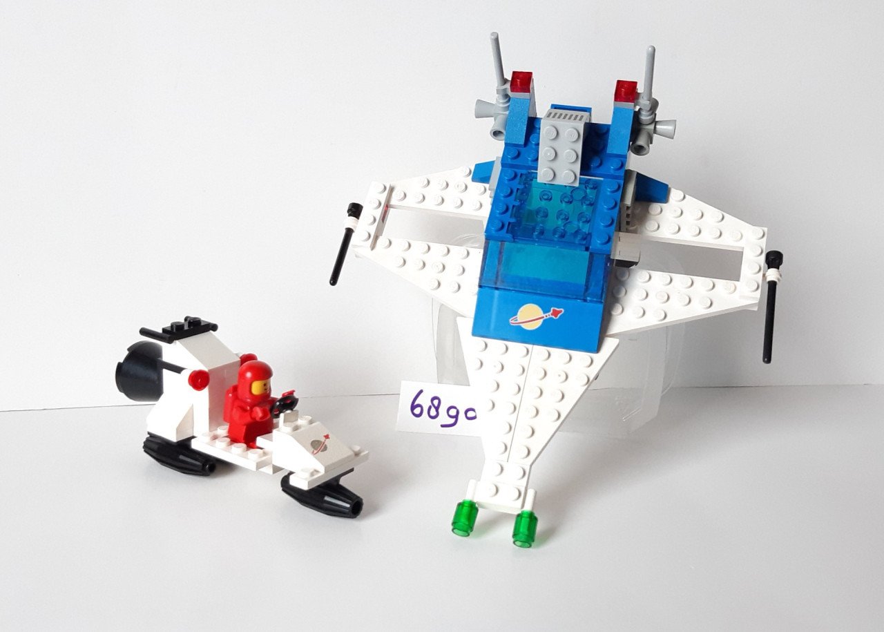 LEGO classic space 6890: Cosmic Cruiser