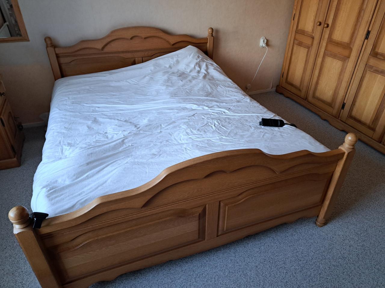 Twee persoons bed