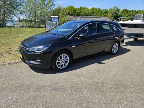 Opel astra sport tourer+