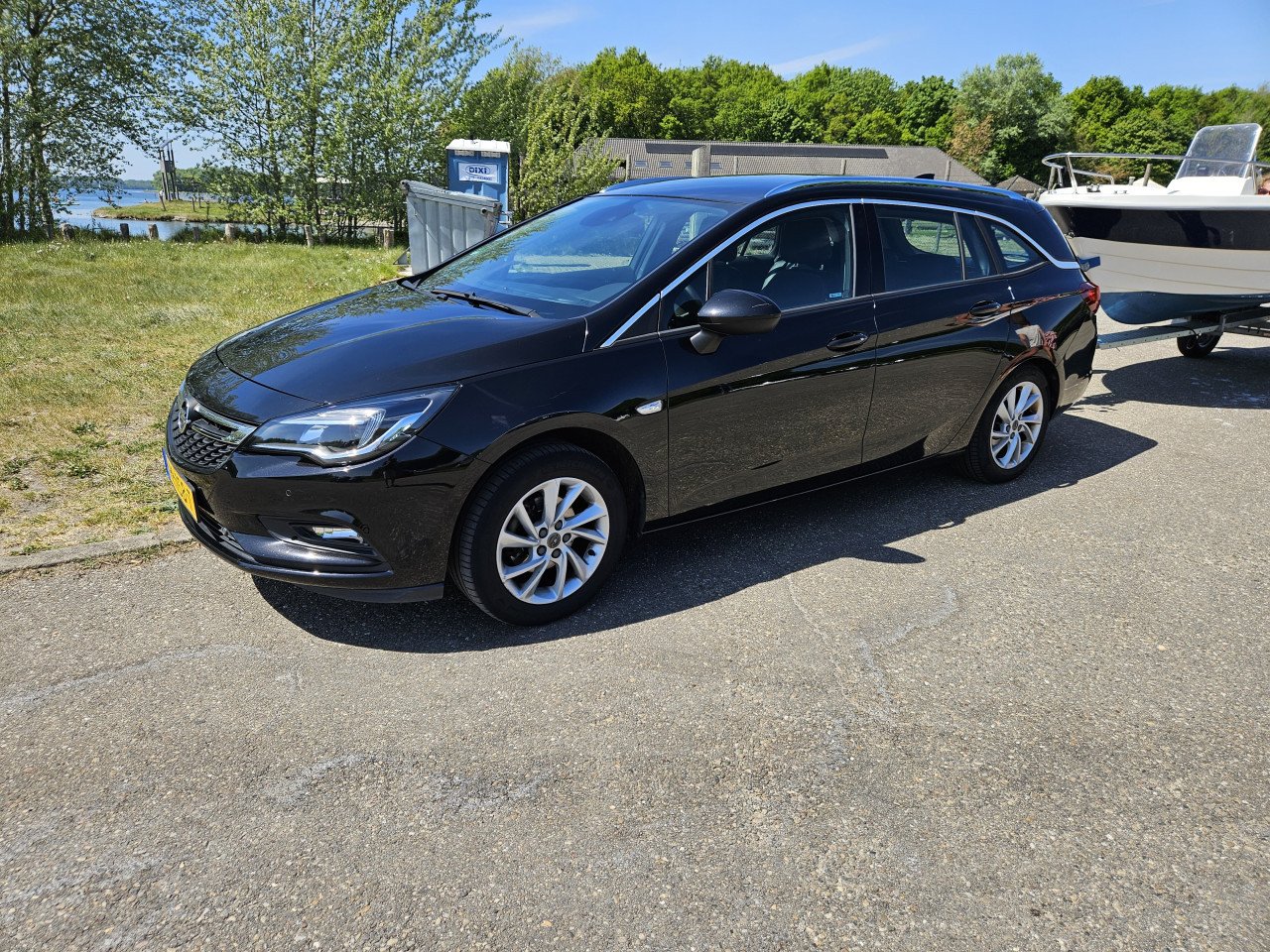 Opel astra sport tourer+