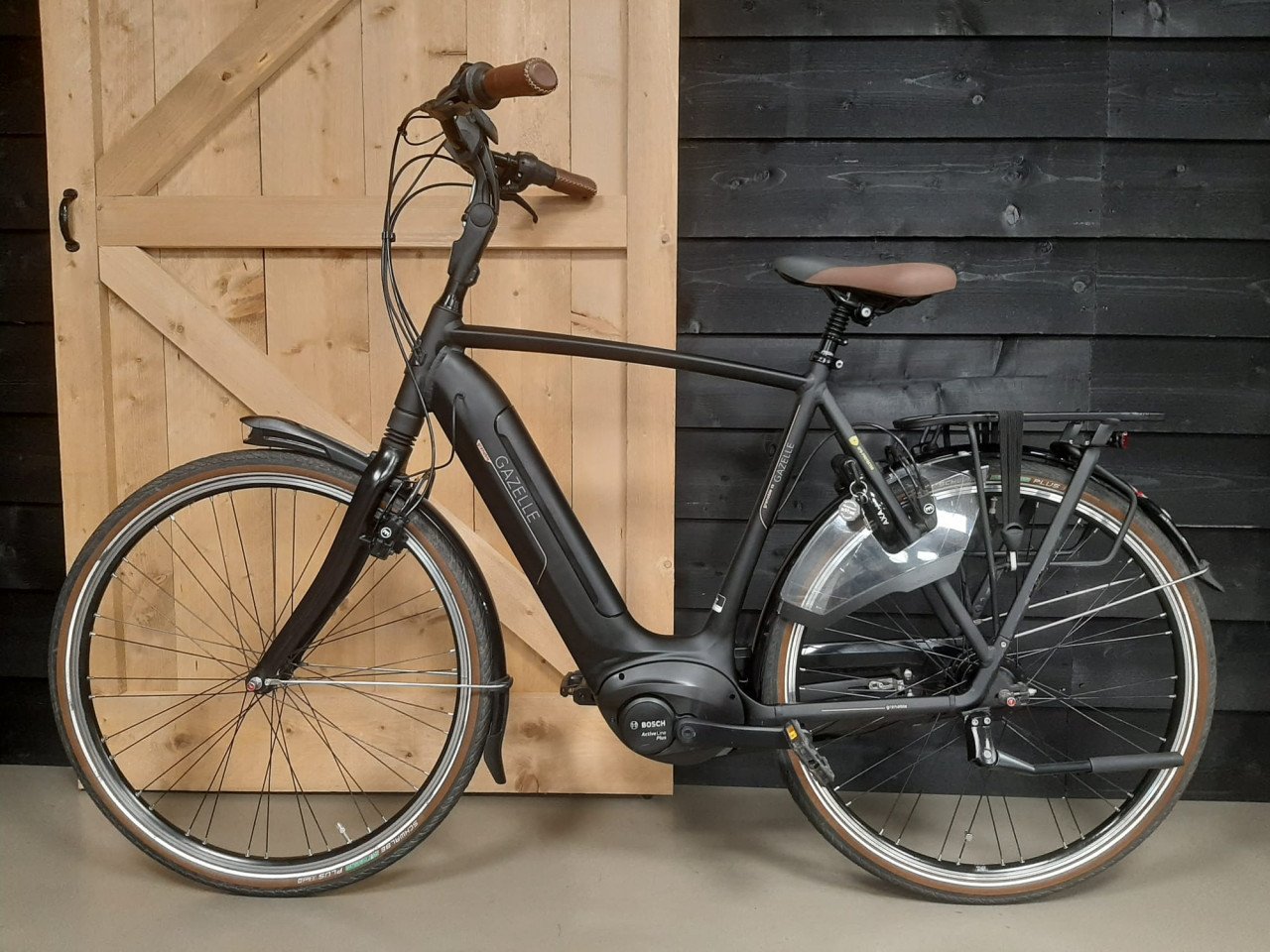 Nette Gazelle Grenoble C8 HMB Connect met 400Wh accu