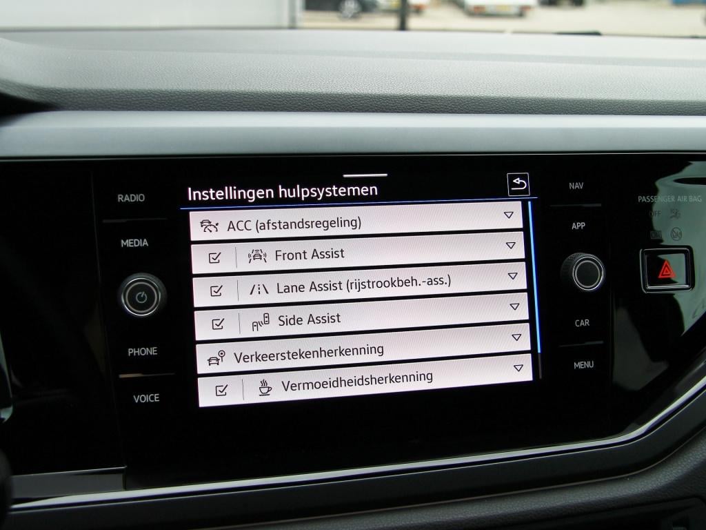 Volkswagen Polo 1.0tsi 110pk dsg r-line | acc | active info | navi | camera