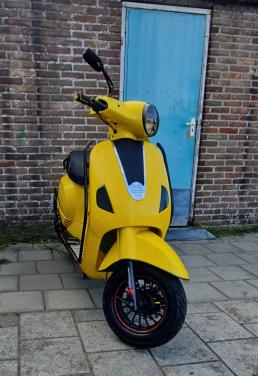 Berini Brom scooter