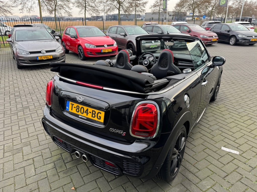 Mini Cooper S Cabrio mini 2.0 chili * jcw pakket * harman/kardon * stoelver
