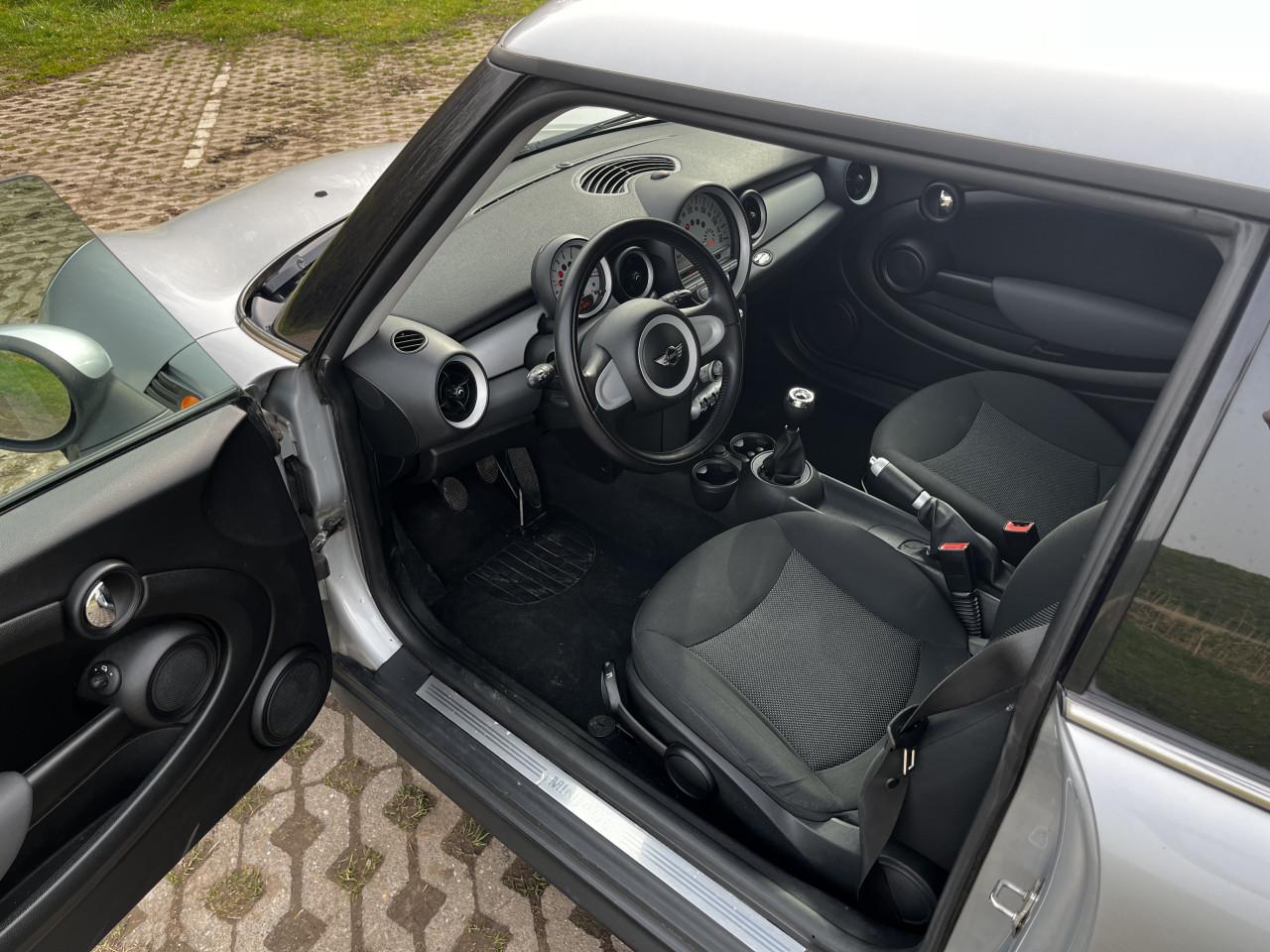 Mini Cooper 1.6 – Slechts 138.000 km – Goed onderhouden