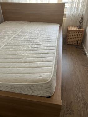 Tweepersoonsbed 140x200 incl. matrassen