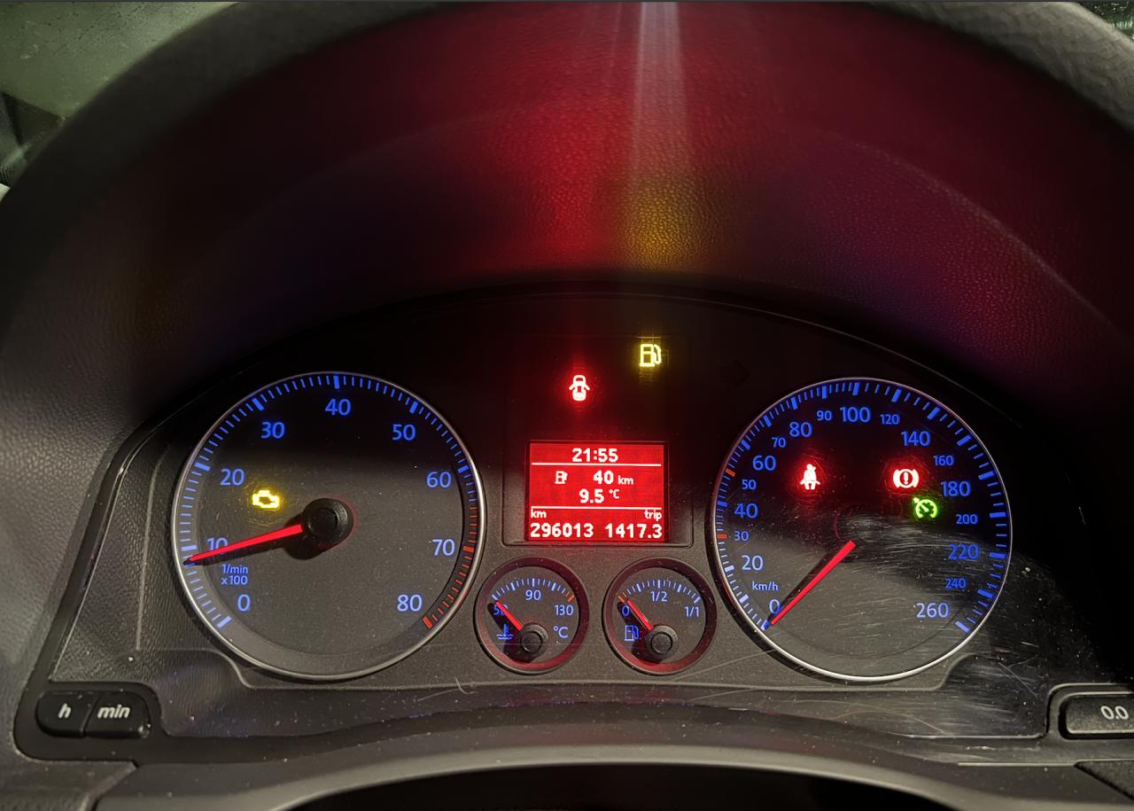 Volkswagen Golf 1.6 16V FSI 85KW 5D 2004 Grijs