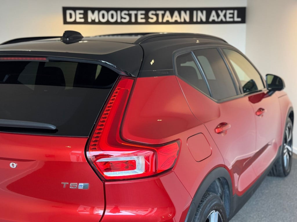 Volvo XC40 1.5 t5 twin engine r-design