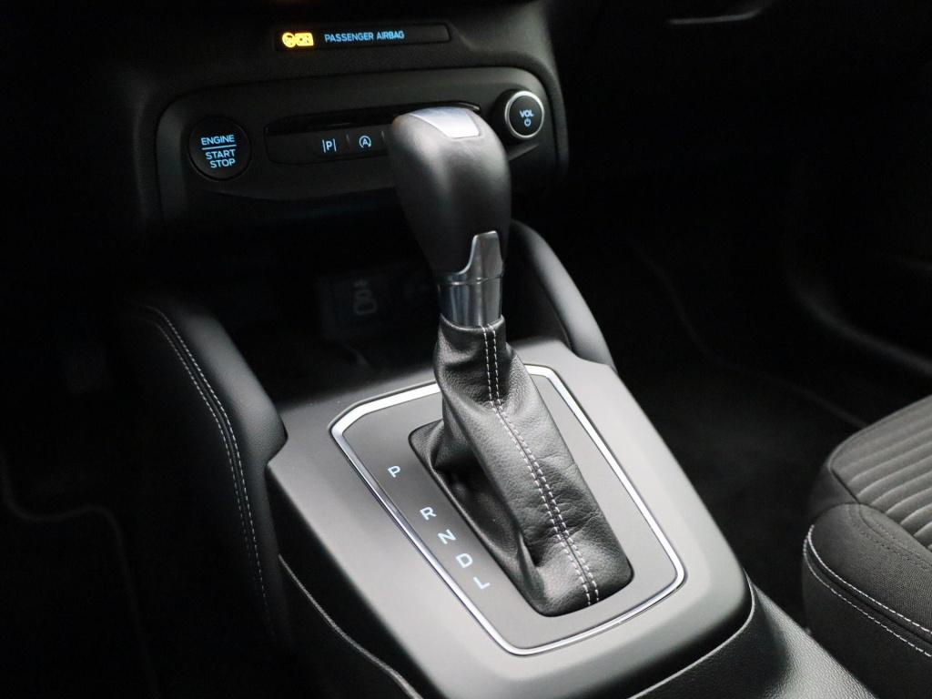 Ford Focus wagon 1.0 ecoboost hybrid titanium x | automaat | lmv | parkeer 