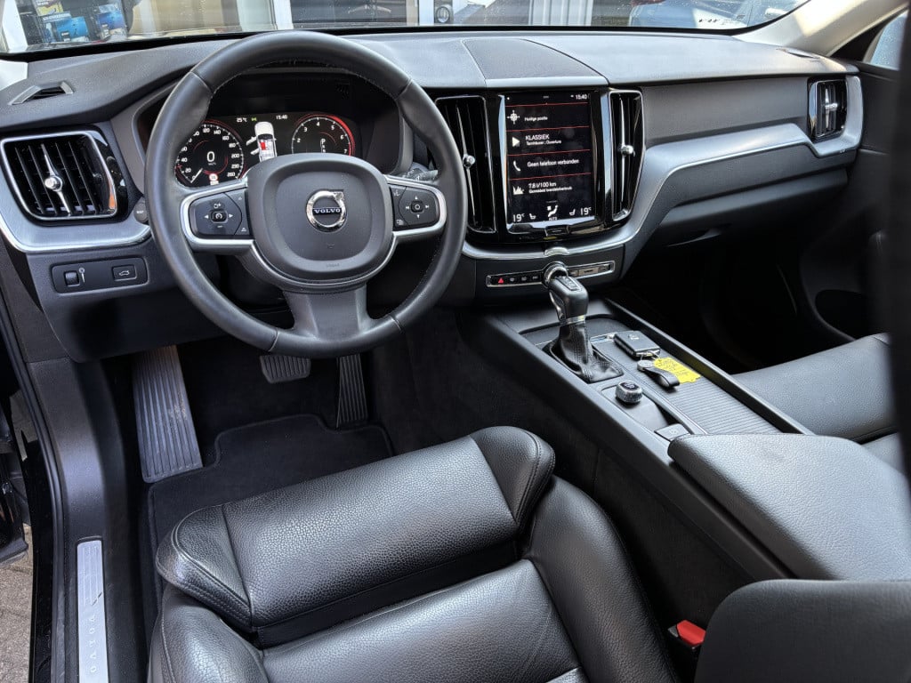 Volvo XC60 automaat 2.0 t5 momentum