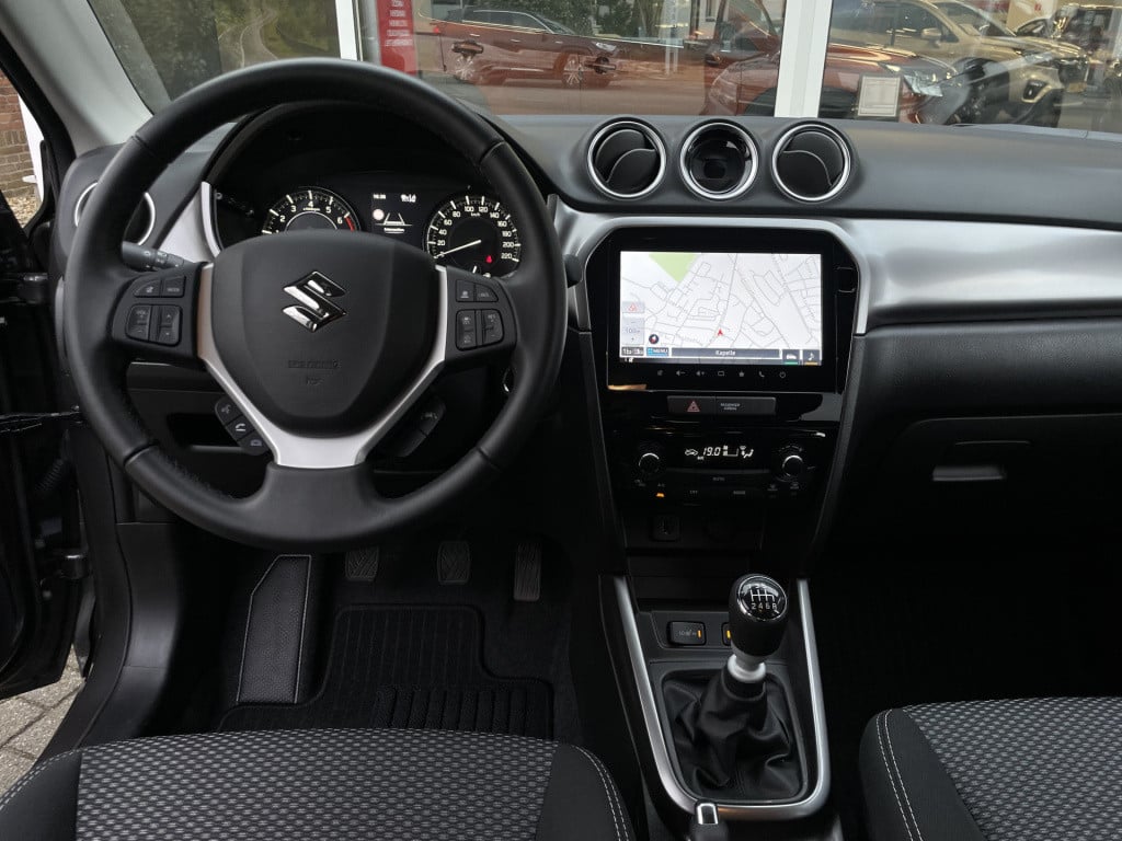 Suzuki Vitara 1.4 boosterjet select smart hybrid