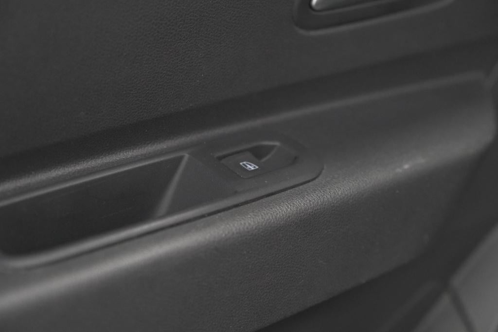 Dacia Duster tce 130 tech road | 360 camera | dodehoekdetectie | apple carp