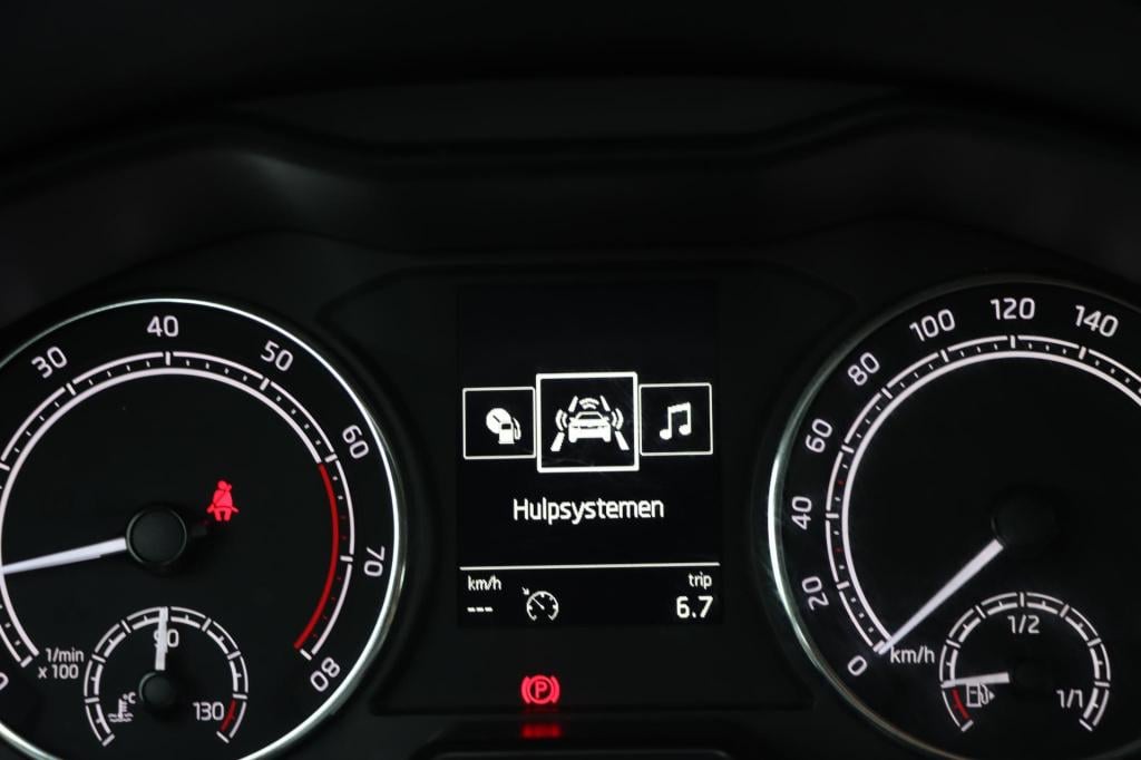 Skoda Kamiq 1.0 tsi ambition 110pk