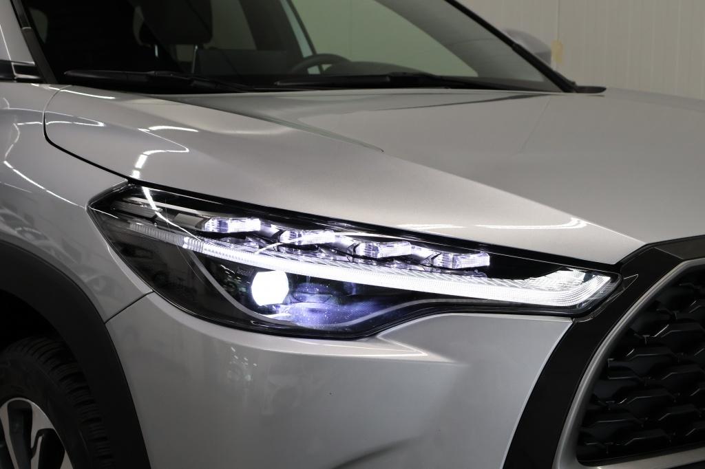 Toyota Corolla Cross 2.0 hybrid 200 first edition | trekhaak | nl auto