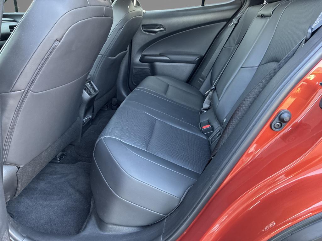 Lexus Ux 300e luxury 54 kwh | leder | stoelverwarming en -koeling | elektri