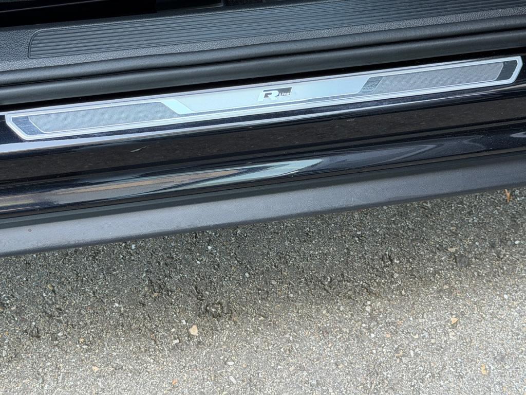 Volkswagen T-roc 1.5 tsi 150pk dsg 2x r-line | virtual | camera | dode hoek