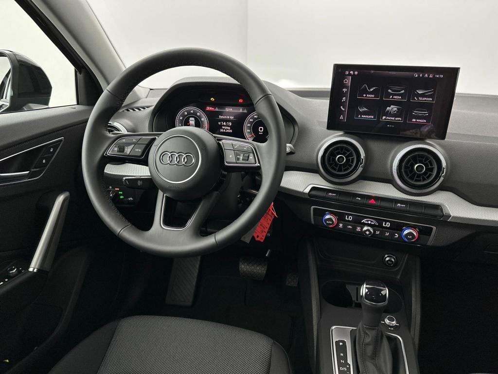 Audi Q2 advanced edition (a01 pi) 35 tfsi 110 kw / 150 pk